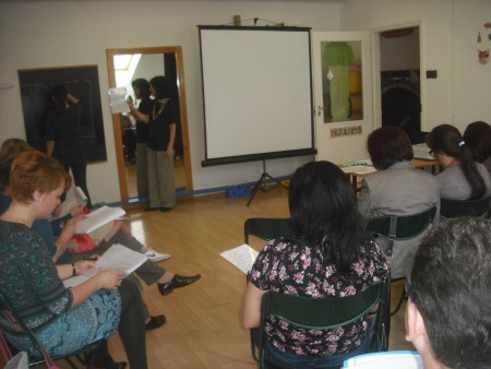 Ritmikus írás képzés 2. rész. Képző: Jordanidisz Ágnes, a Hátrányos Helyzetűekért Országos Egyesület elnöke